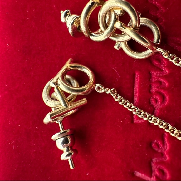 Salvatore Ferragamo Gancini Chain Drop Earrings With Pearl In Gold NEW IN BOX - Picture 9 of 15